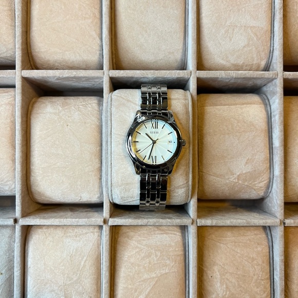 GUESS CENTRAL PARK Watch Women W0769L1 - Picture 5 of 6